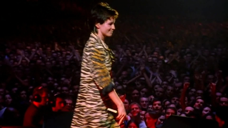1999 The Cranberries Beneath The Skin Live In Paris