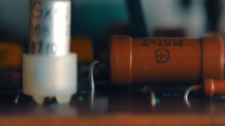 UFOs S02E01 UFO Tech