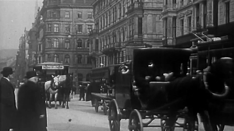 Hitler The Rise And Fall S01E01